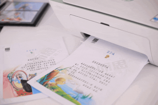 帶了臺(tái)打印機(jī)出國<strong></p>
<p>打印機(jī)
</strong>，好方便啊??！:打印機(jī)
